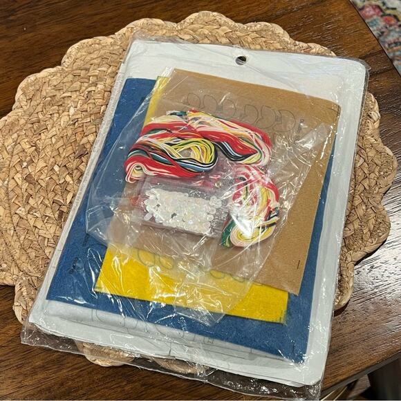 Vintage 1996 Bucilla Felt Appliqué Angels Set of 50 Ornaments Christmas Kit - Picture 8 of 13